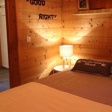 La Boutique Apartment Rossinière Екстериор снимка