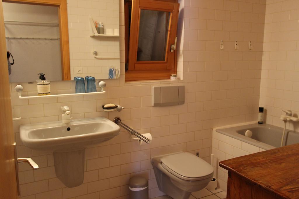 La Boutique Apartment Rossinière Екстериор снимка