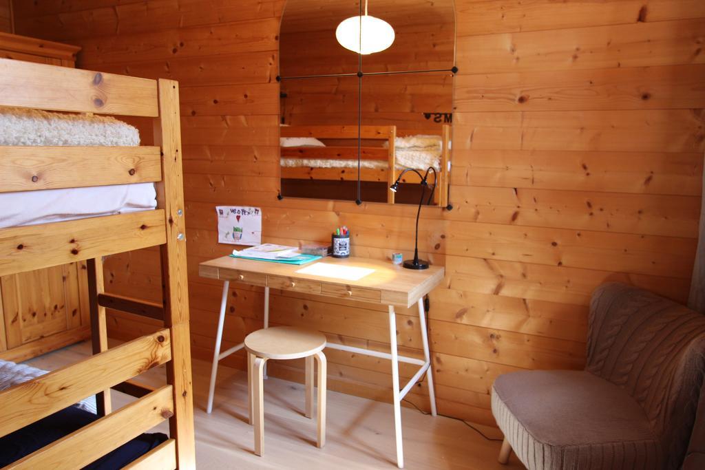 La Boutique Apartment Rossinière Екстериор снимка