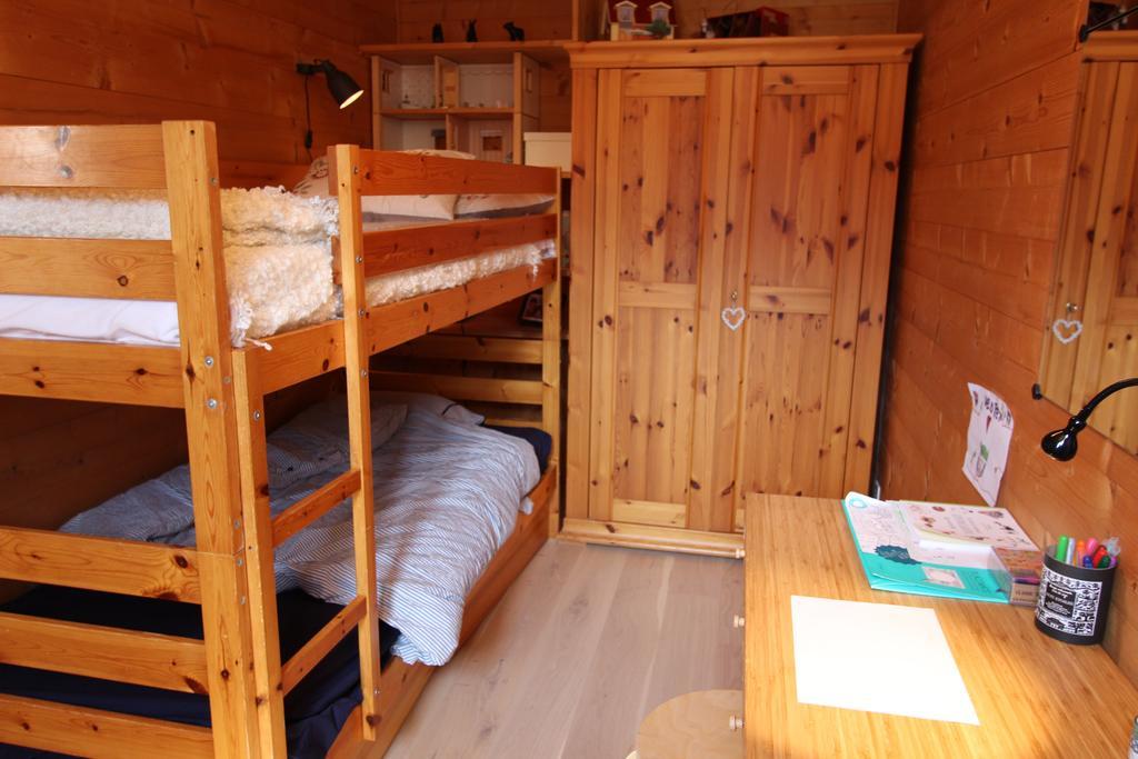 La Boutique Apartment Rossinière Екстериор снимка