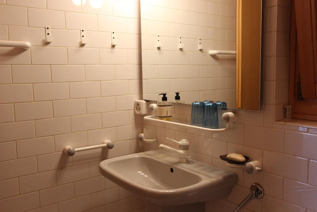 La Boutique Apartment Rossinière Екстериор снимка