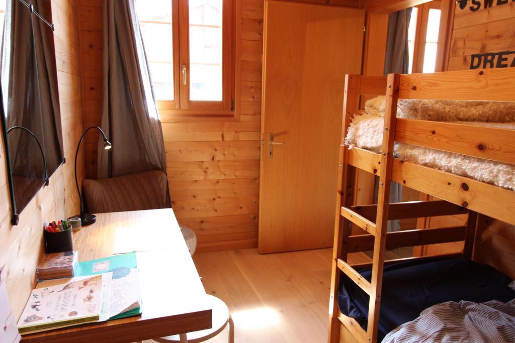 La Boutique Apartment Rossinière Екстериор снимка